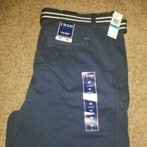 Izod Men's Shorts. Flat front.